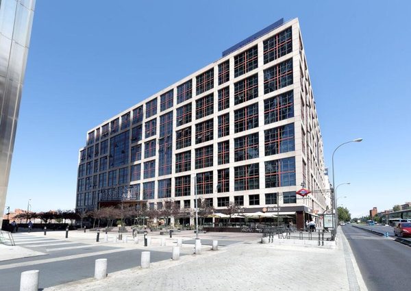 Hotel Exe Plaza — Property