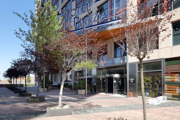 Hotel Exe Plaza — Property