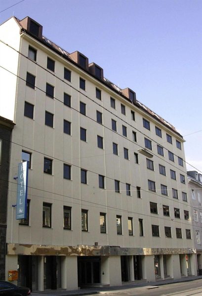 Hotel Exe Vienna — Property