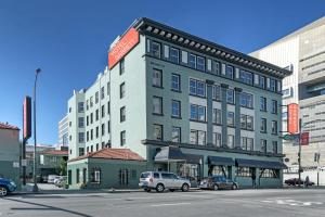 Hotel Garrett — Property