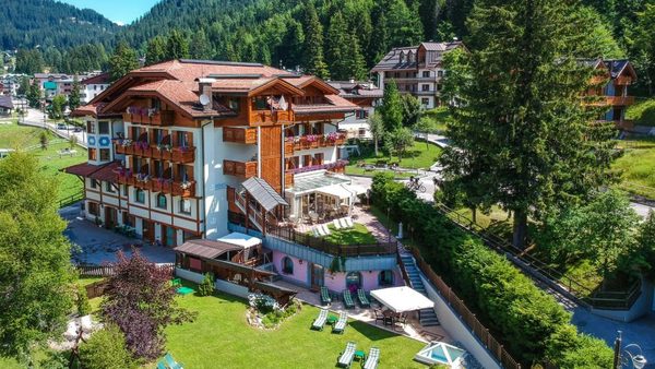 Hotel Gianna — Property