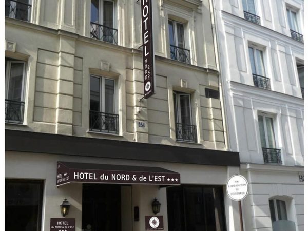 Hotel Ginette A La Folie — Property