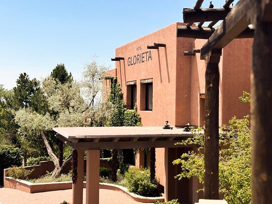 Hotel Glorieta — Property
