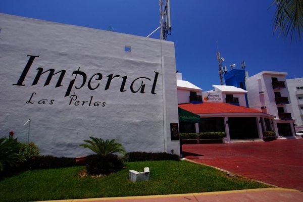 Hotel imperial Las Perlas — Property