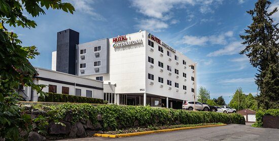 Hotel International — Property
