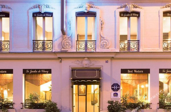 Hotel Jardin De Cluny — Property