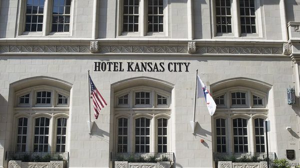 Hotel Kansas City — Property