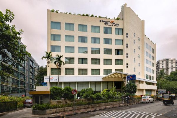 Hotel Kohinoor Elite — Property
