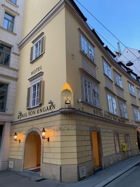 Hotel Konig Von Ungarn — Property