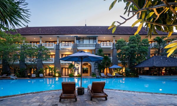Hotel Kumala Pantai — Property