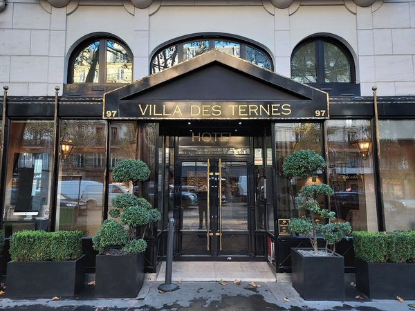 Hotel La Villa des Ternes — Property