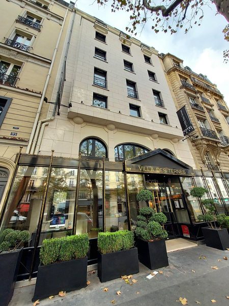 Hotel La Villa des Ternes — Property