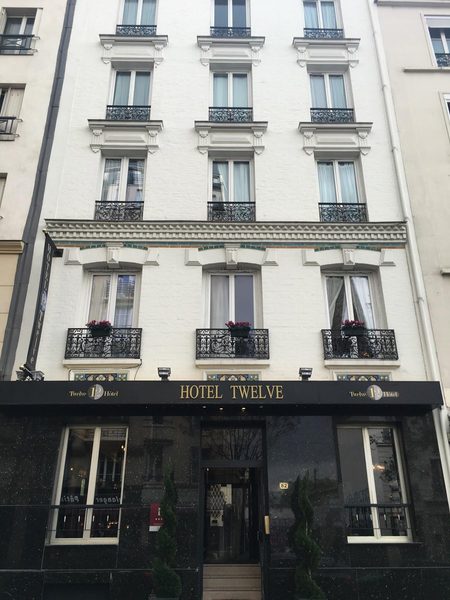 Hotel Le 12 — Property