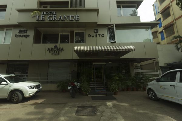 Hotel le Grande Mumbai International Airport — Property