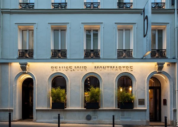 Hotel Le Montmartre Saint Pierre — Property