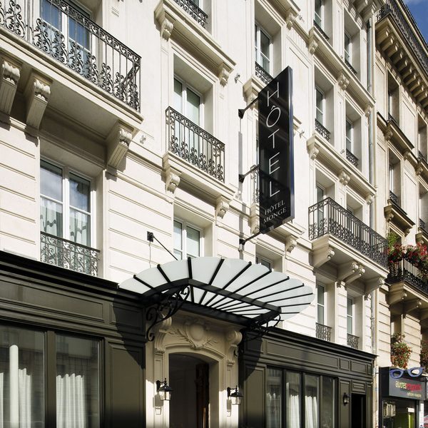 Hotel les Dames du Pantheon — Property