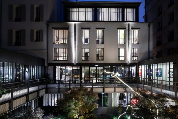Hotel les Deux Girafes Paris — Property