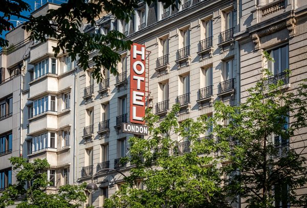Hotel London Paris — Property