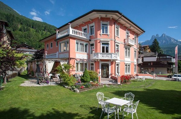 Hotel Luis — Property