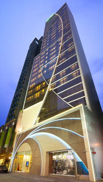 Hotel Madera Hollywood — Property