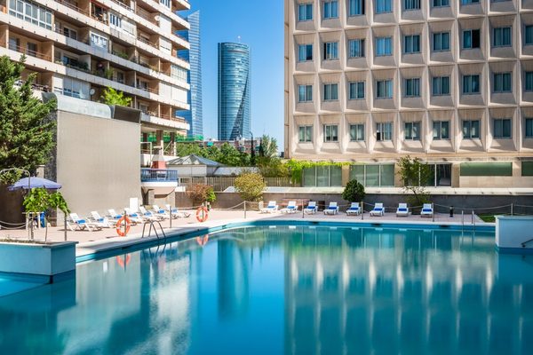 Hotel Madrid Chamartin Affiliated by Melia — Property