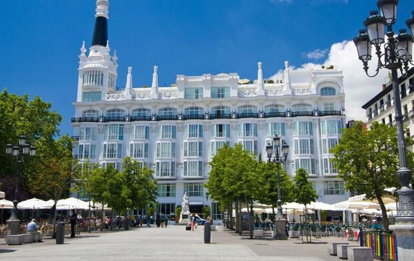Hotel Madrid Reina Victoria — Property