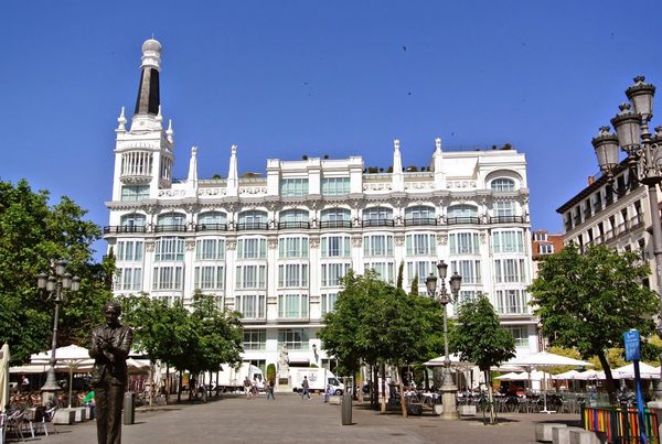 Hotel Madrid Reina Victoria — Property