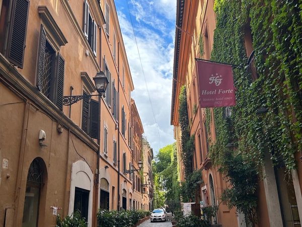 Hotel Manfredi Suite In Rome — Property