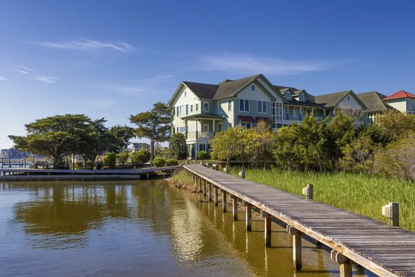 Hotel Manteo — Property