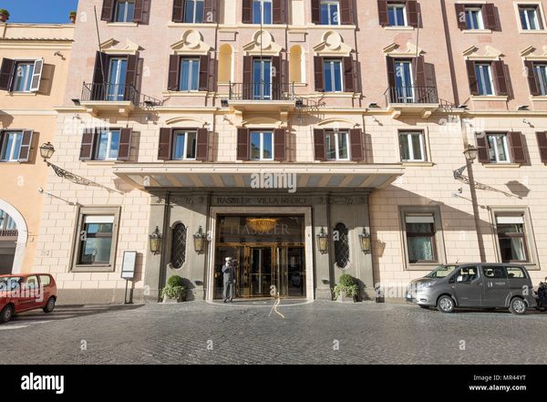 Hotel Medici — Property