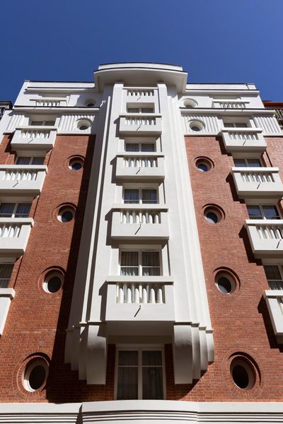 Hotel Moderniste — Property