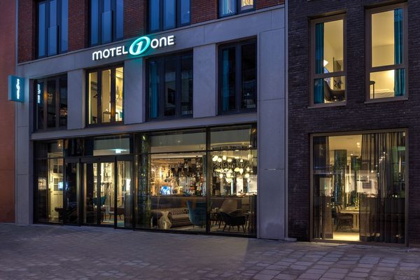 Hotel Motel One Amsterdam — Property