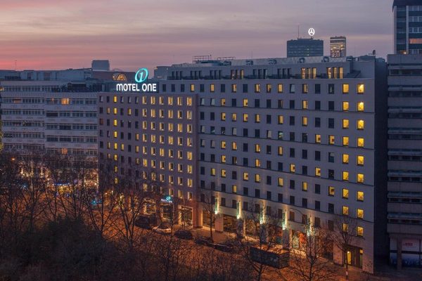 Hotel Motel One Berlin tiergarten — Property