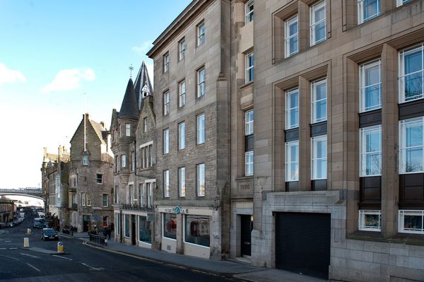 Hotel Motel One Edinburgh royal — Property