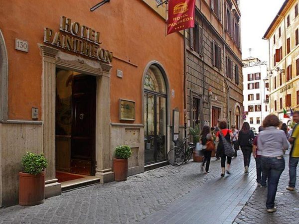 Hotel Pantheon — Property