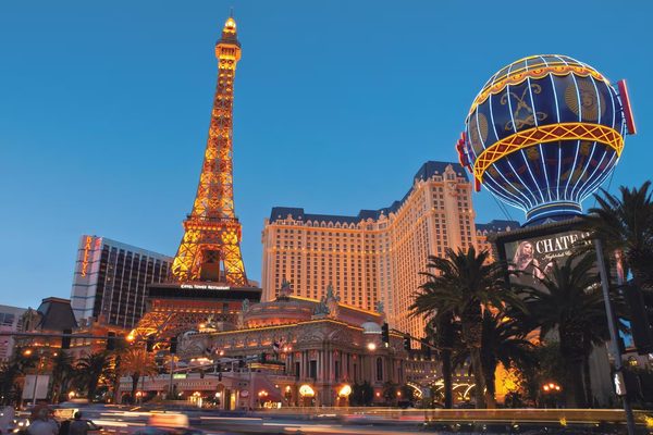 Hotel Paris Holidays Collections Las Vegas Nevada — Property