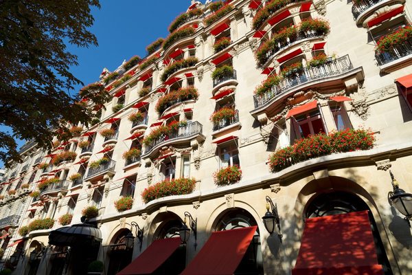 Hotel Plaza Athenee — Property