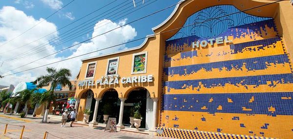 Hotel Plaza Caribe — Property