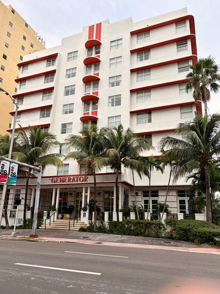 Hotel Rendale Miami Beach — Property