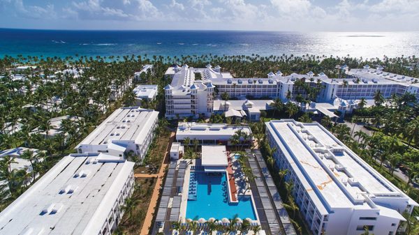 Hotel Riu Bambu — Property