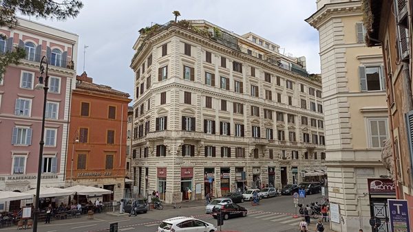 Hotel Romano — Property