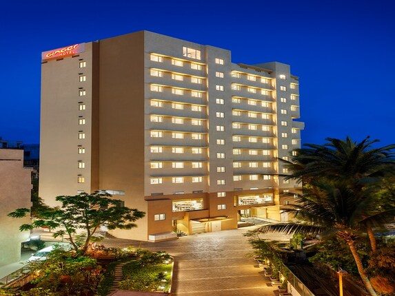 Hotel Sahara Star — Property
