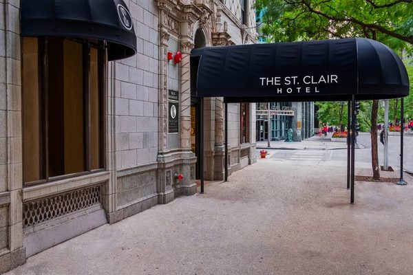 Hotel Saint Clair Magnificent Mile Chicago Illinois — Property