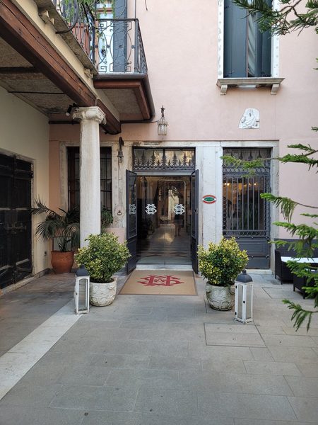 Hotel Sant Antonin — Property