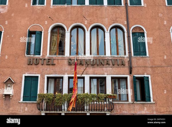 Hotel Scandinavia — Property