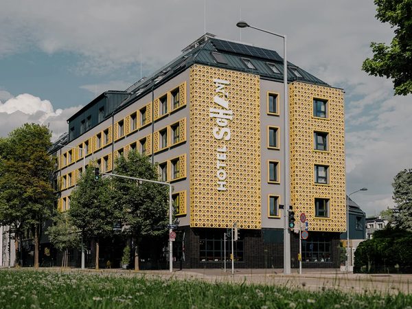 Hotel Schani Salon — Property