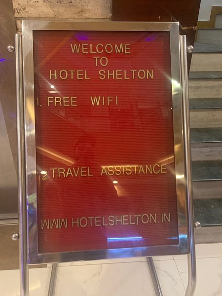 Hotel Shelton — Property