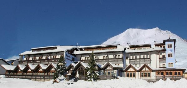 Hotel Sporting — Property