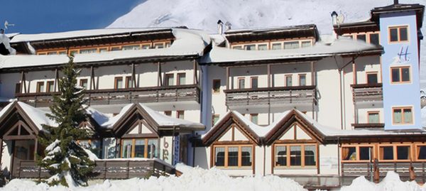 Hotel Sporting — Property