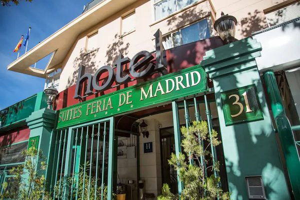 Hotel Suites Feria — Property